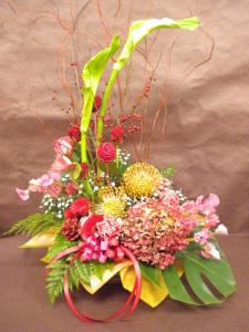 小さなお庭のようなアレンジ｜「フラワーショップ　サンワ」　（北海道室蘭市の花キューピット加盟店 花屋）のブログ